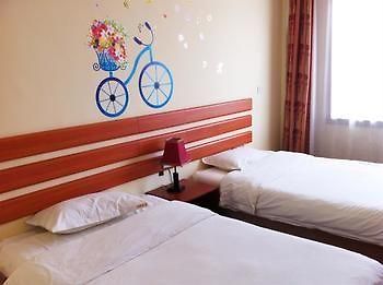 Penglai Yi Jia Express Hotel Esterno foto
